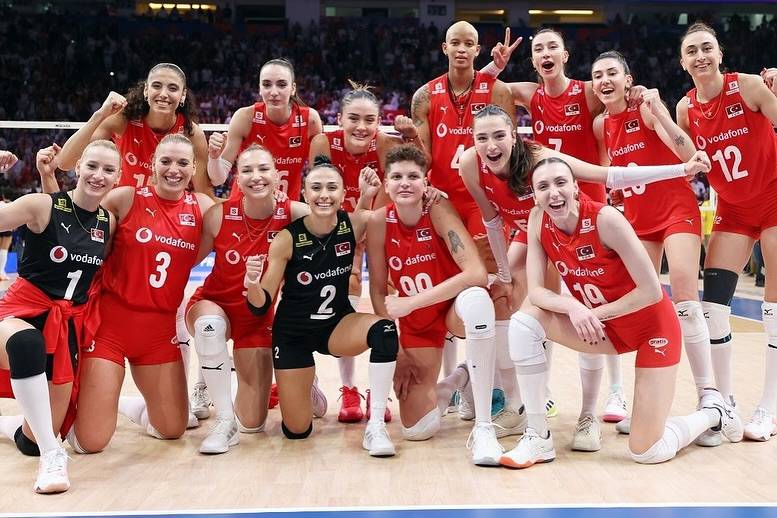 Filenin Sultanları yıkıp geçecek: Havalara uçuran Melissa Vargas kararı 12